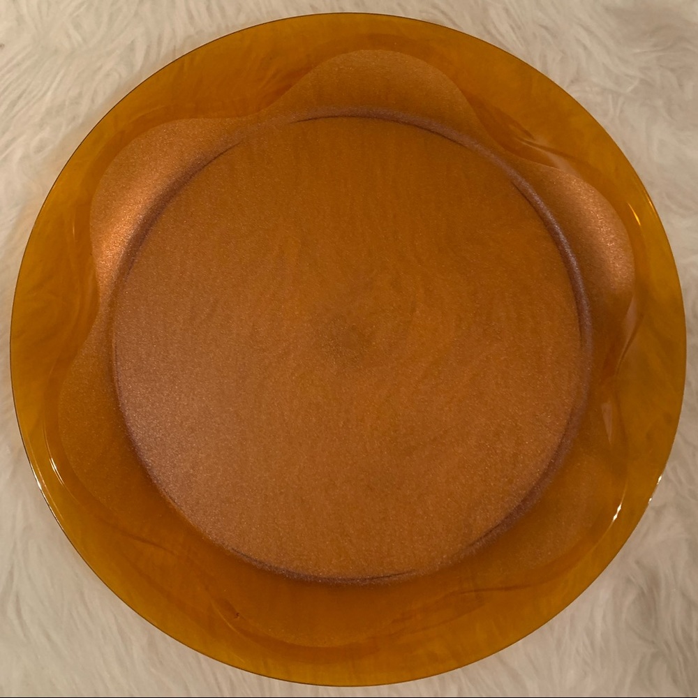 Set of 4 Gold Dinner Plates by Tupperware